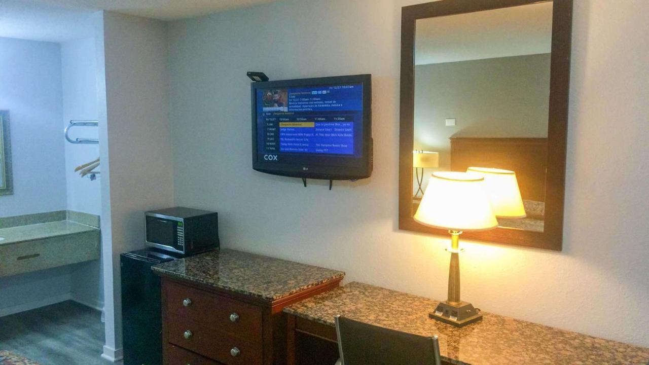 Motel 6 Newport News, Va - Fort Eustis المظهر الخارجي الصورة